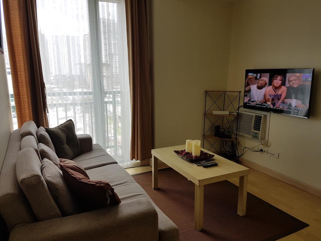 Ortigas 2 Bedroom Corner Unit With 2 Queen Across Shangrila Manila Luaran gambar