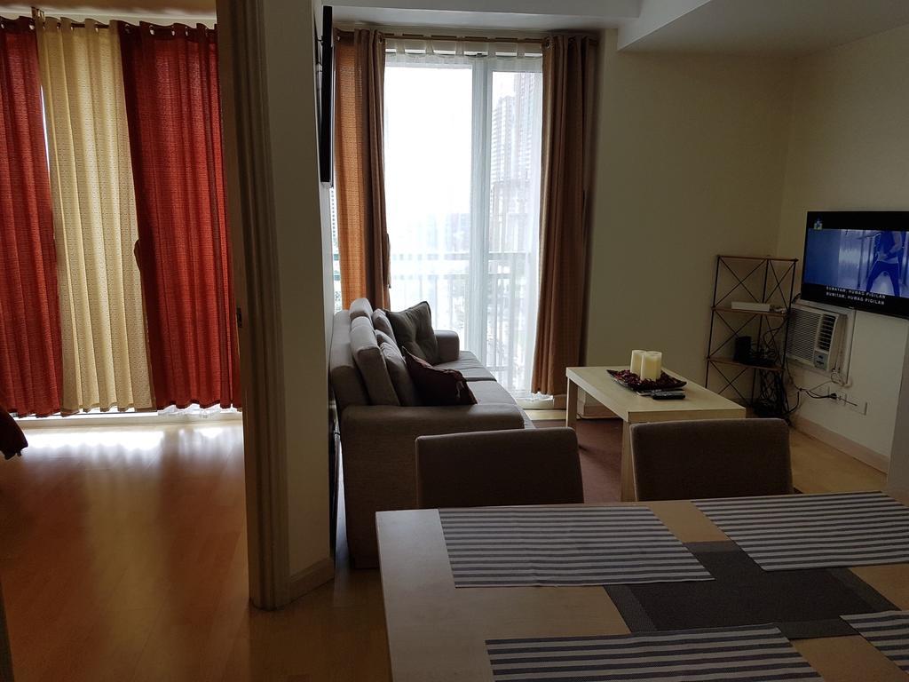 Ortigas 2 Bedroom Corner Unit With 2 Queen Across Shangrila Manila Luaran gambar